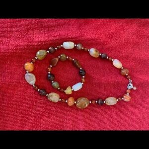 Stone necklace and bracelet